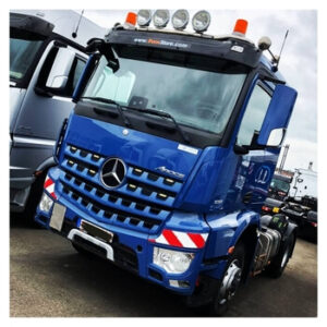 Mercedes LKW Überführung - SCHWARZWEISS247